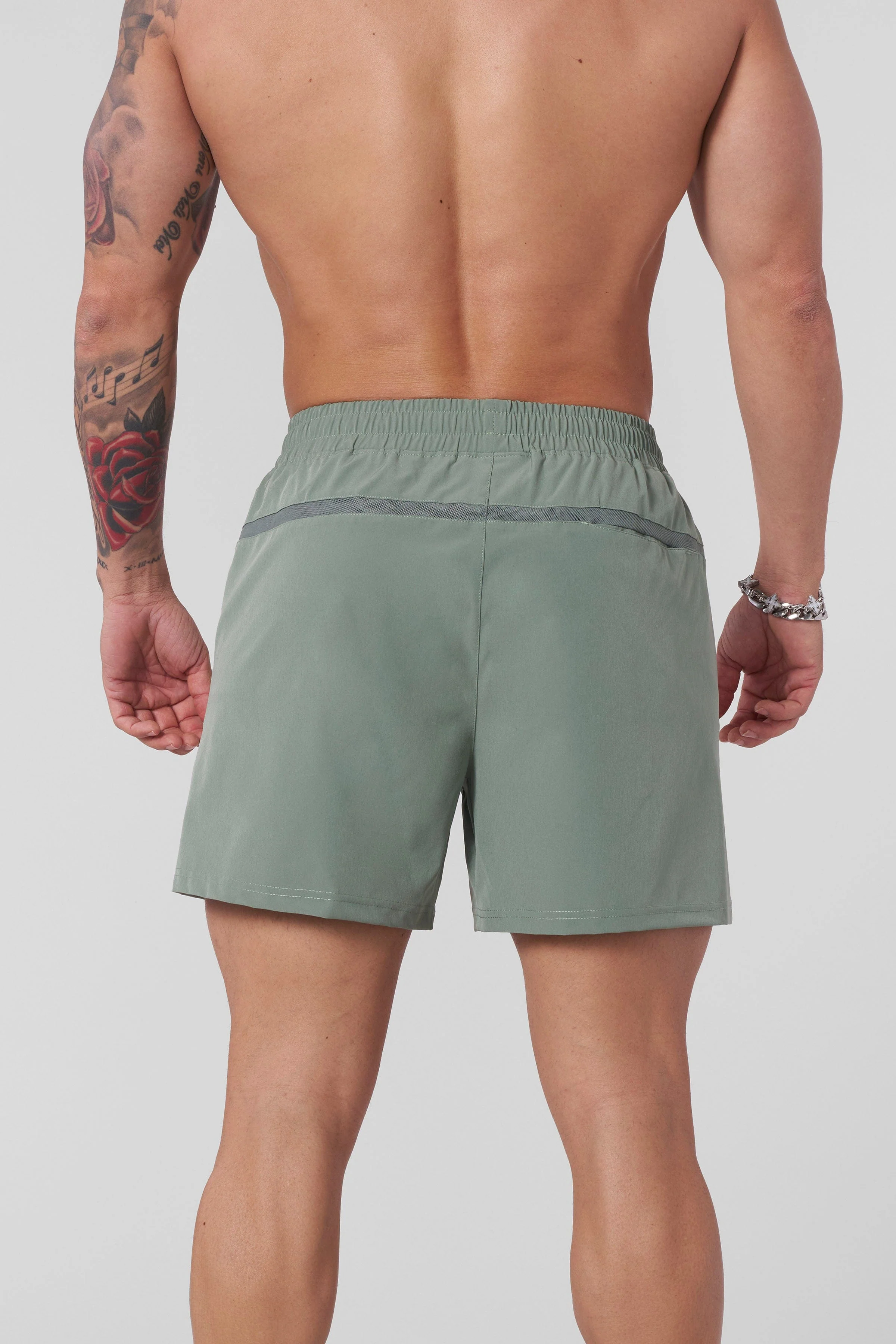 1022 - Staple Shorts 4.5" - Image 7