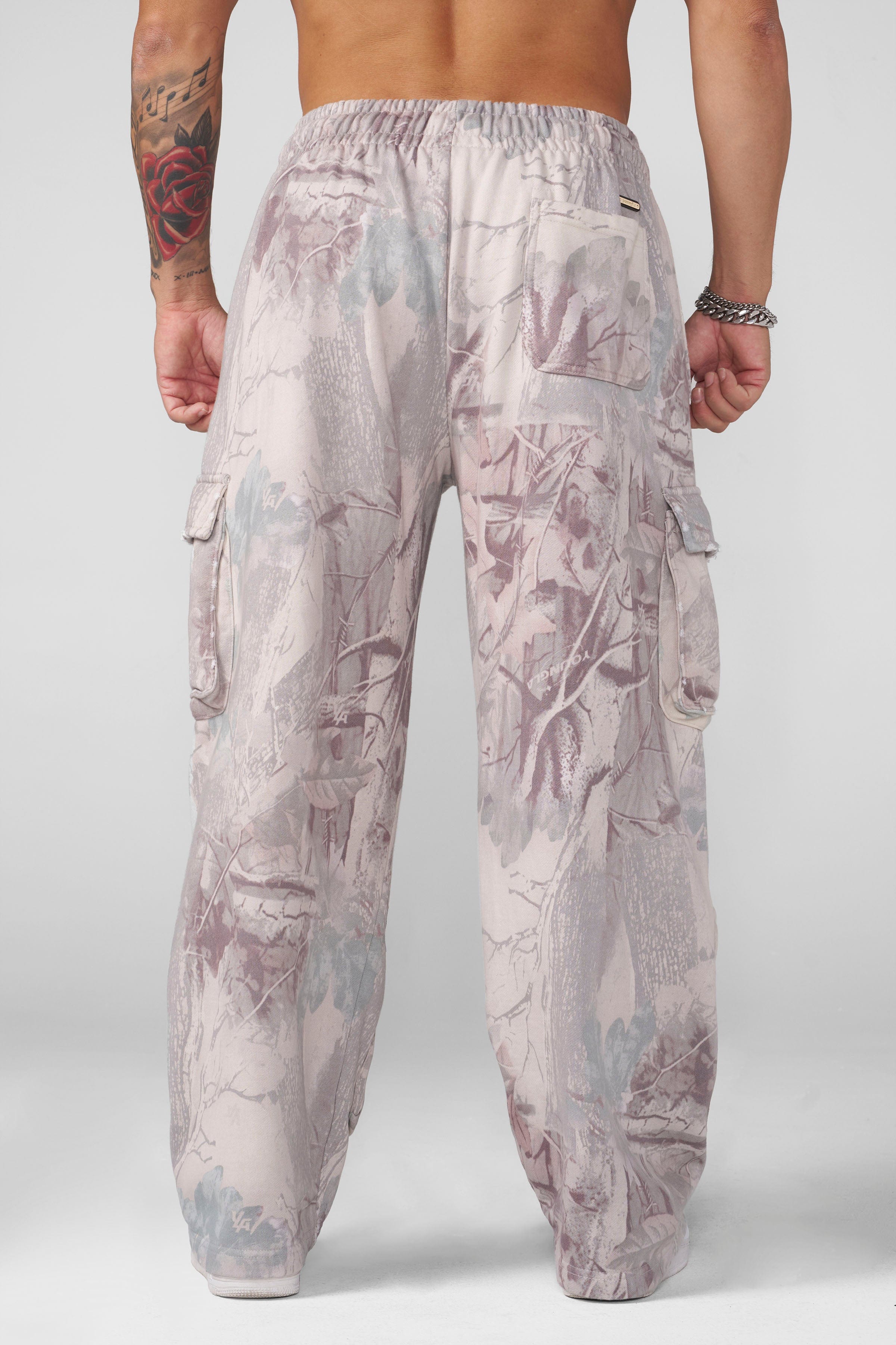 2033 - Heritage Camo Cargo Sweats - Image 6
