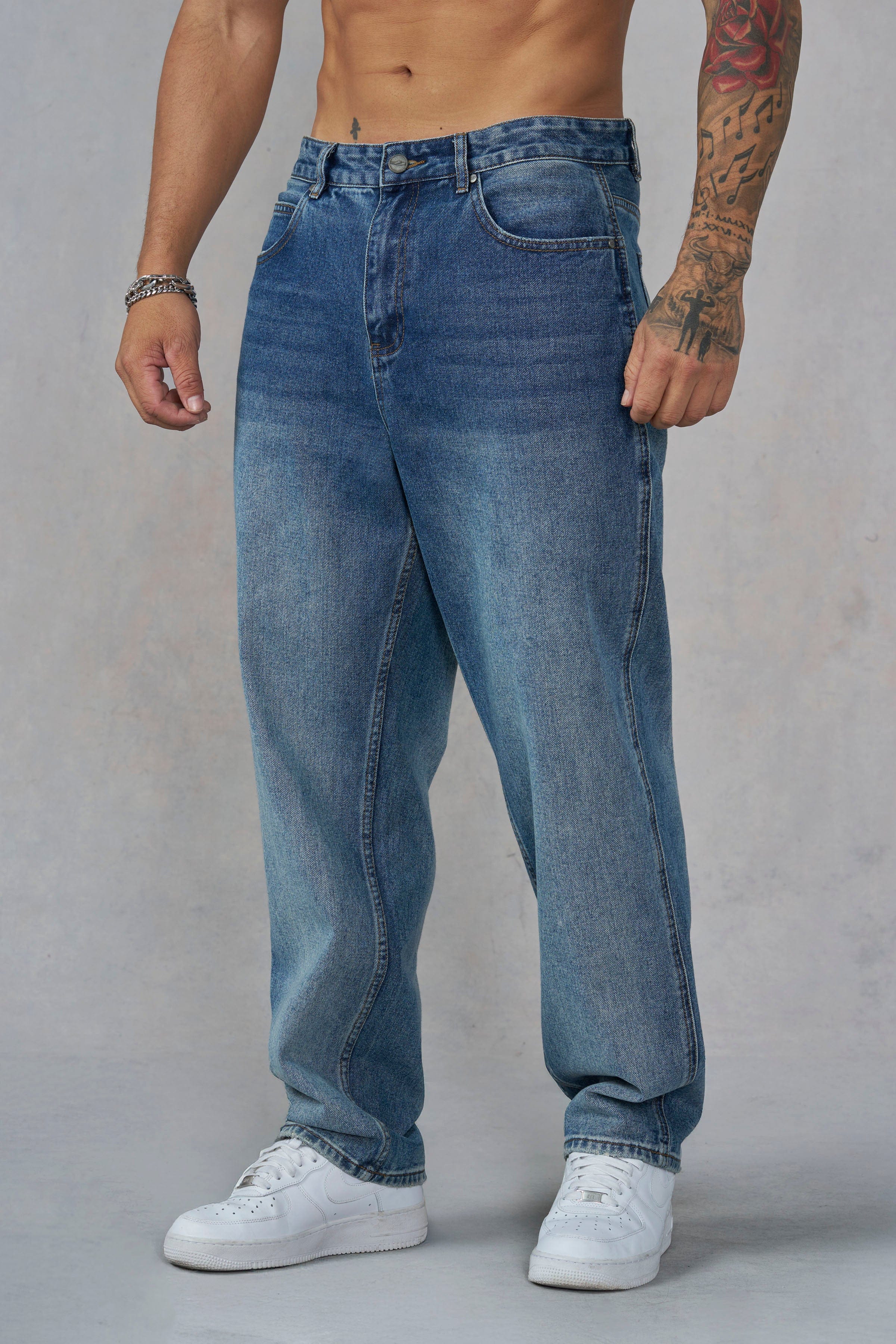 6052 - Straight Cut Jeans - Image 8