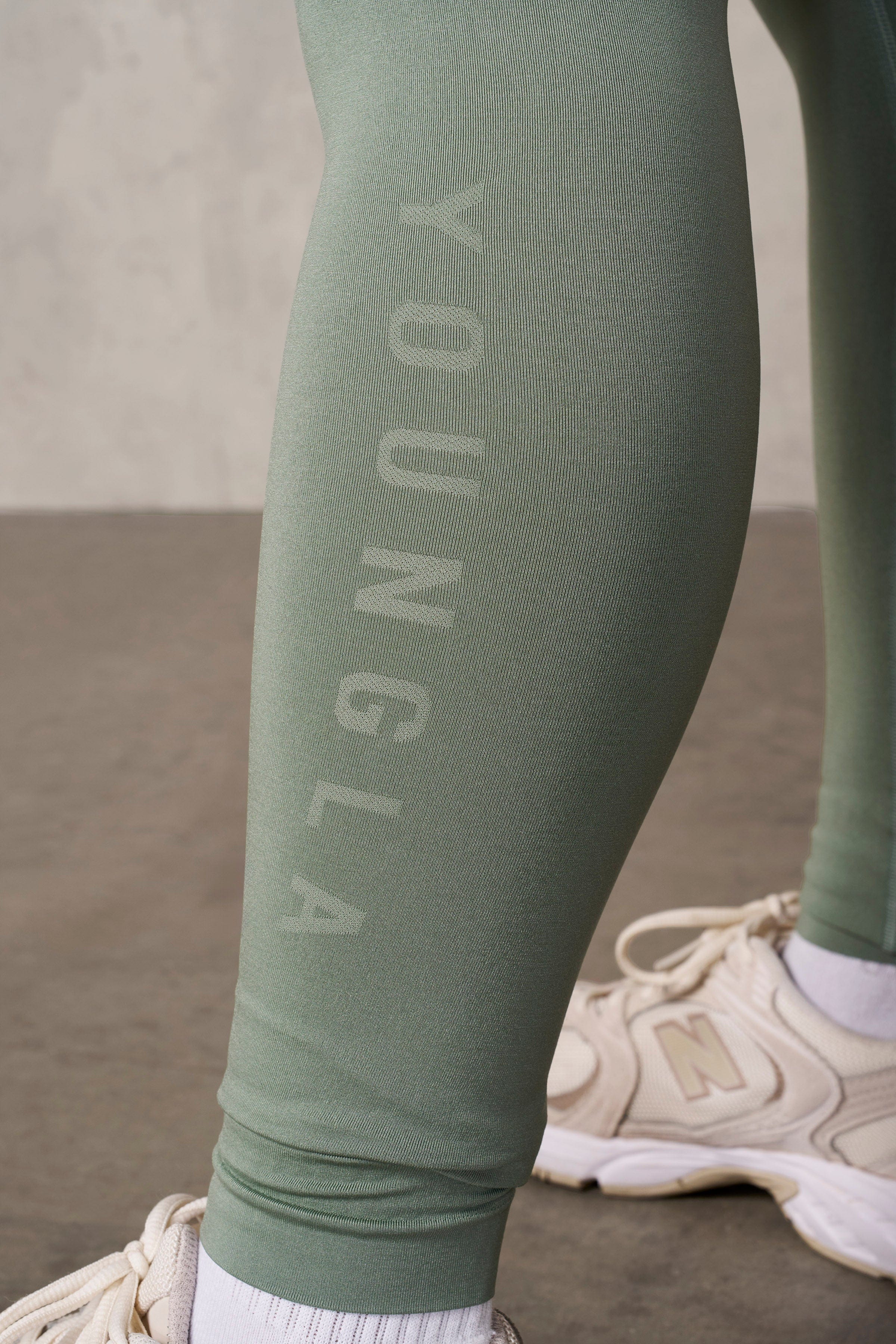 W220 - Core Seamless Leggings - Image 22