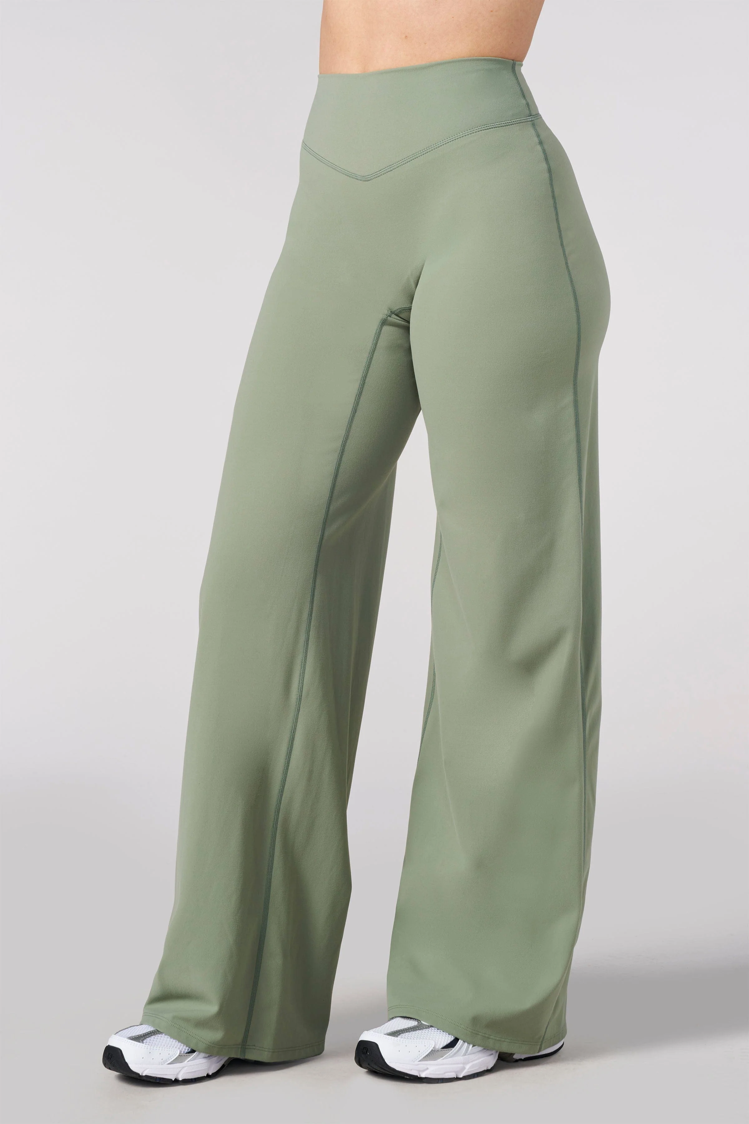 W2257 - Kove Wide Leg Flare Leggings (Regular) - Image 4