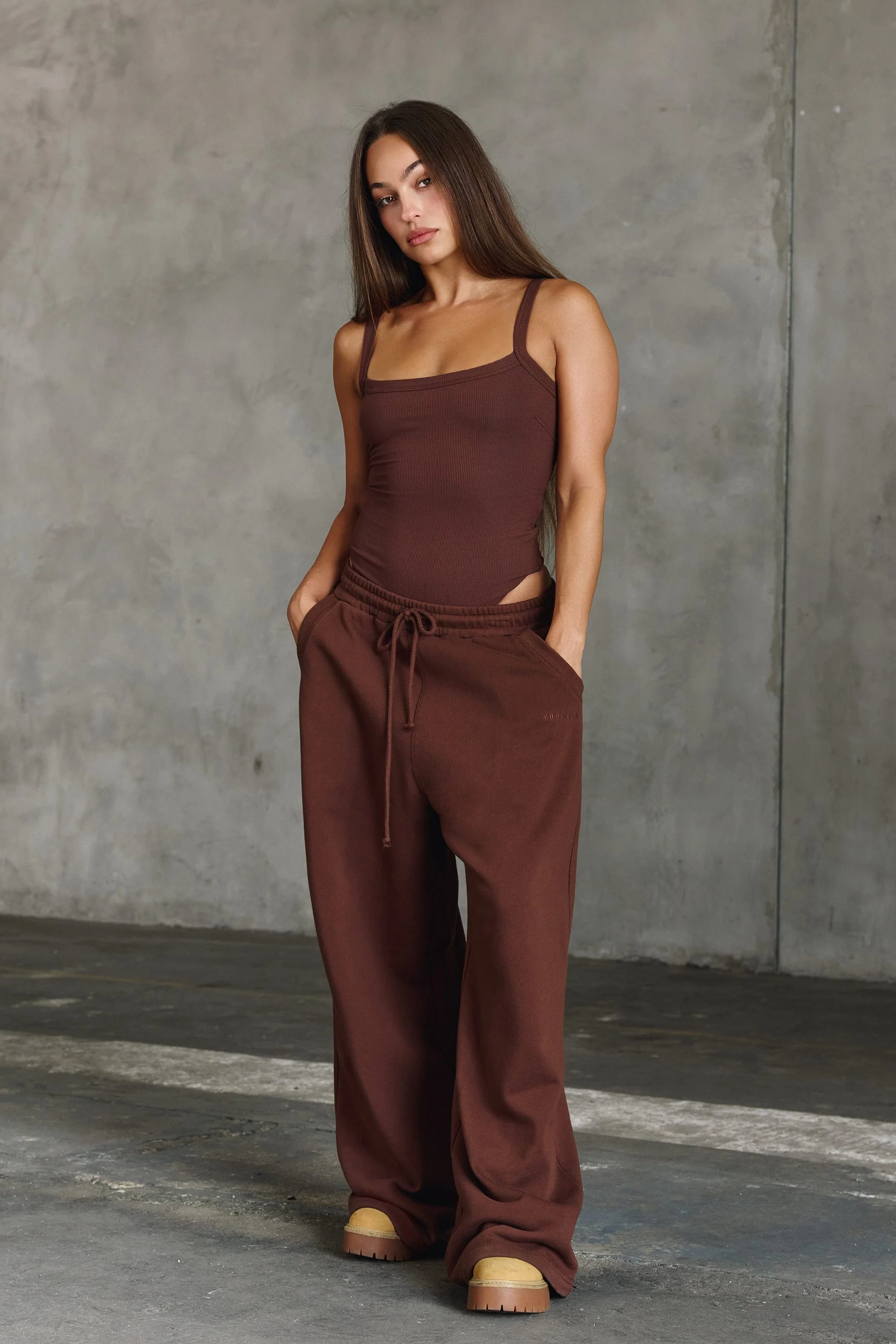 W2296 Super Baggy Sweats