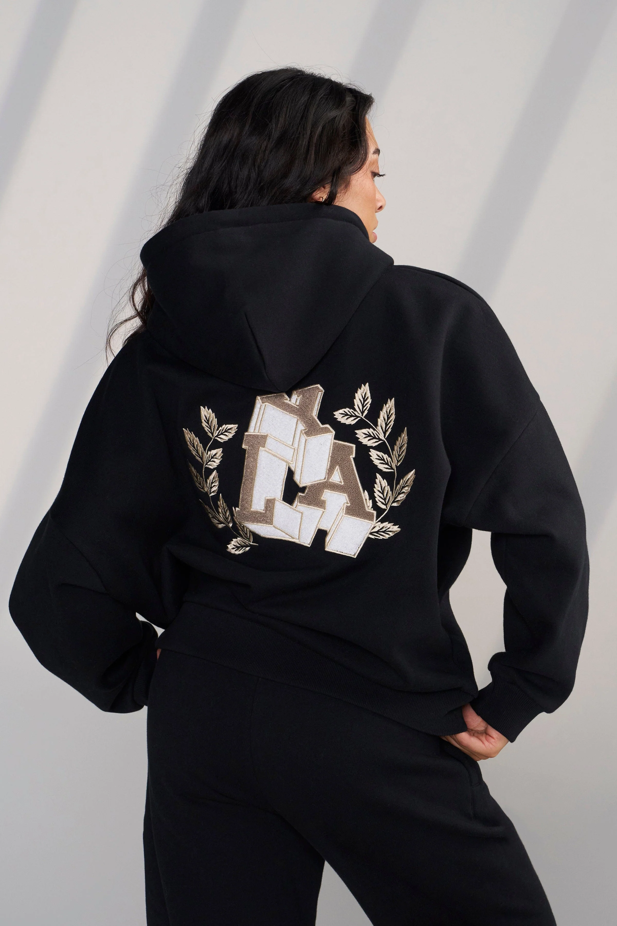 W524 - Teddy Hoodie - Image 13